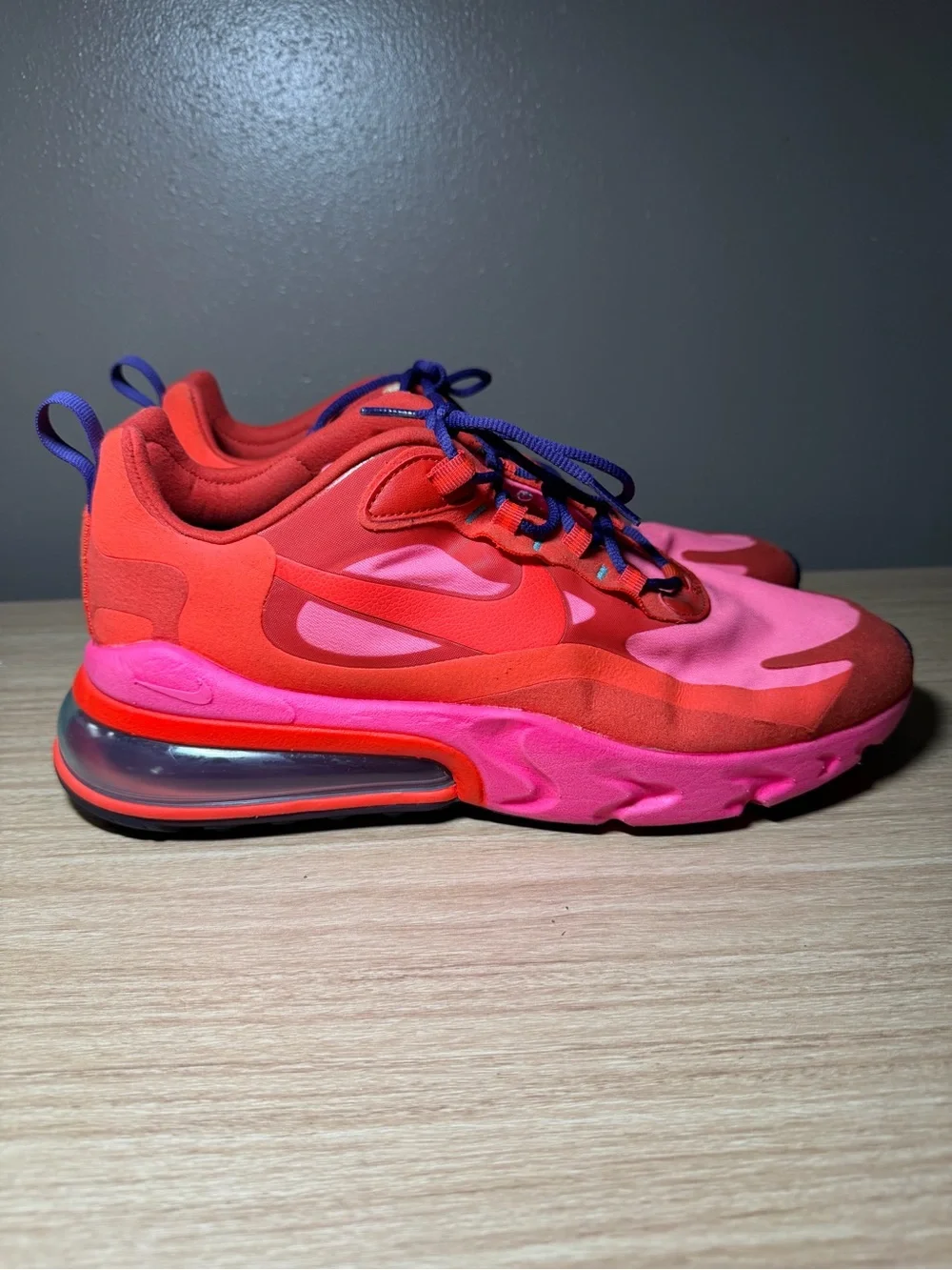 Nike Air Max 270 React 